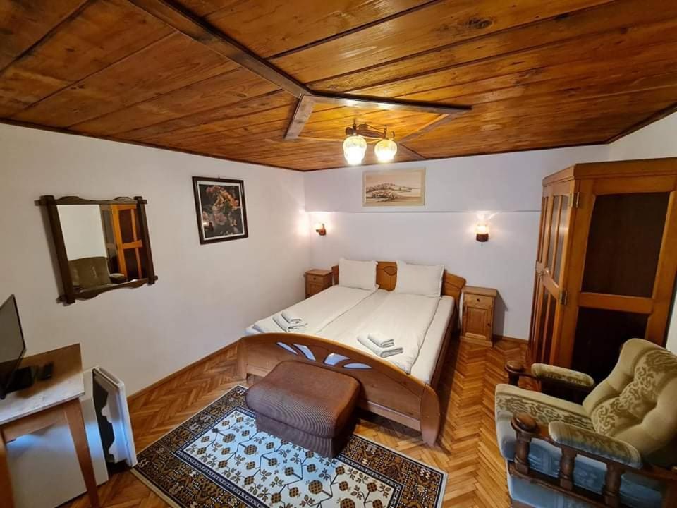 Pensiunea Otilia Сігішоара Екстер'єр фото